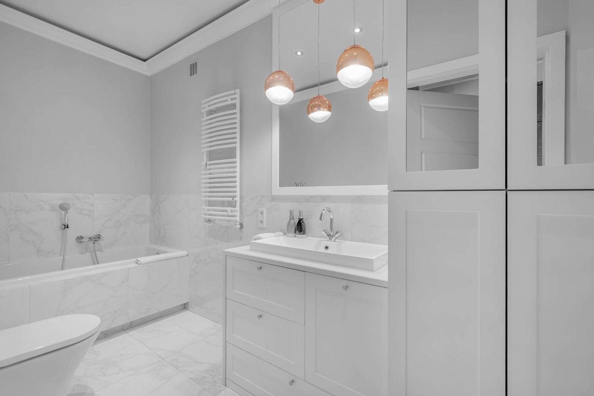 Unitapartament Delux Centrum Blisko Plac Zbawiciela Hala Koszyki Metro Politechnika Jest To Elegancki I Wygodny Na I W Warszawie - Zapraszamy * Warszawa