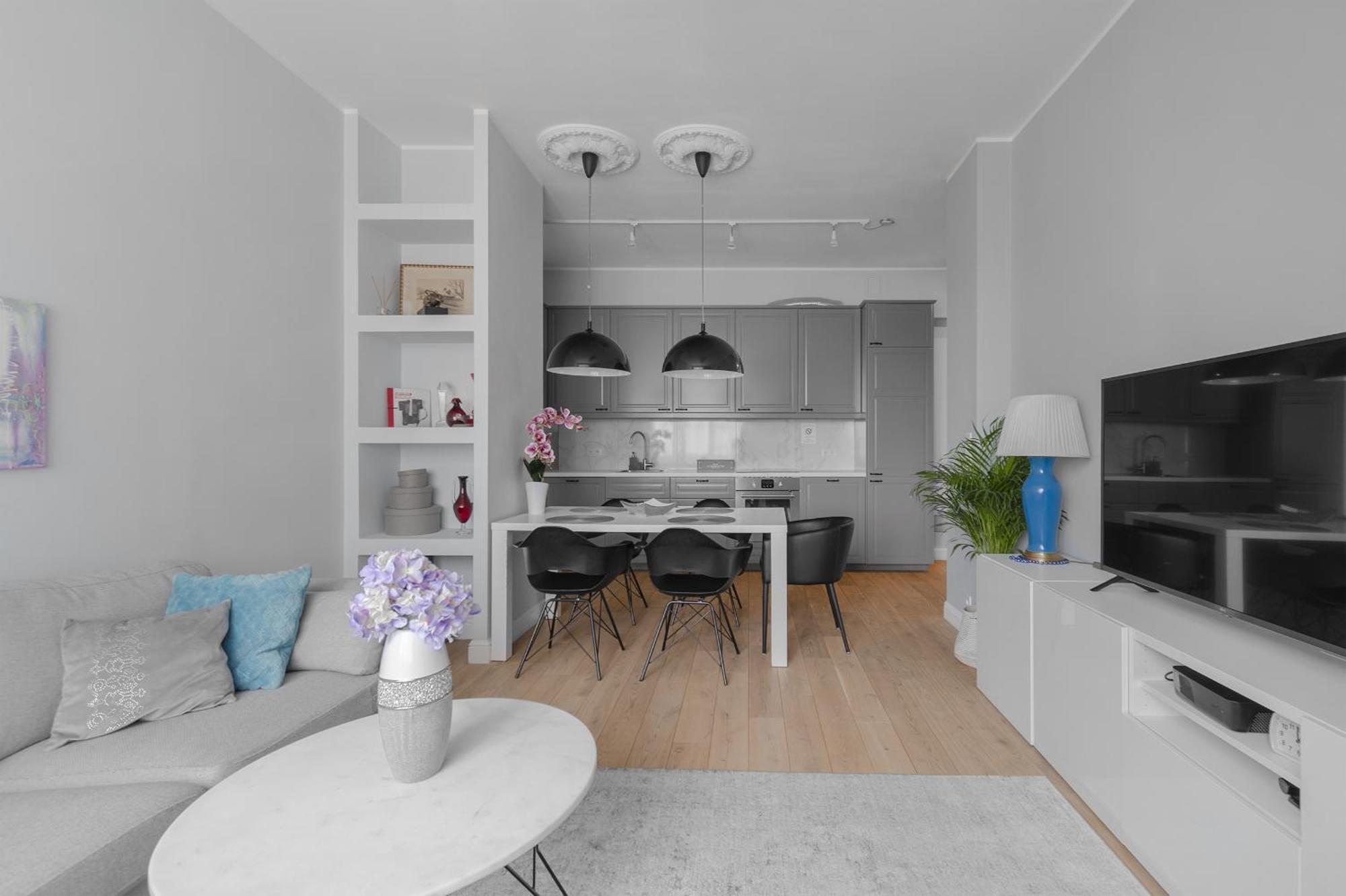 Unitapartament Delux Centrum Blisko Plac Zbawiciela Hala Koszyki Metro Politechnika Jest To Elegancki I Wygodny Na I W Warszawie - Zapraszamy